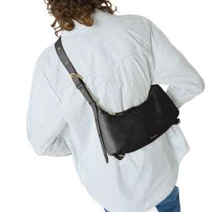 Coccinelle Abigail Small Noir E1SO5130301_001 2