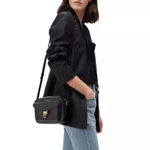 Coccinelle Beat Soft Small Noir E1MF6150201001 2