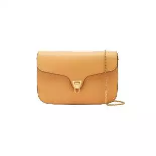 Coccinelle Beat Soft Apricot E1LF6120101J05