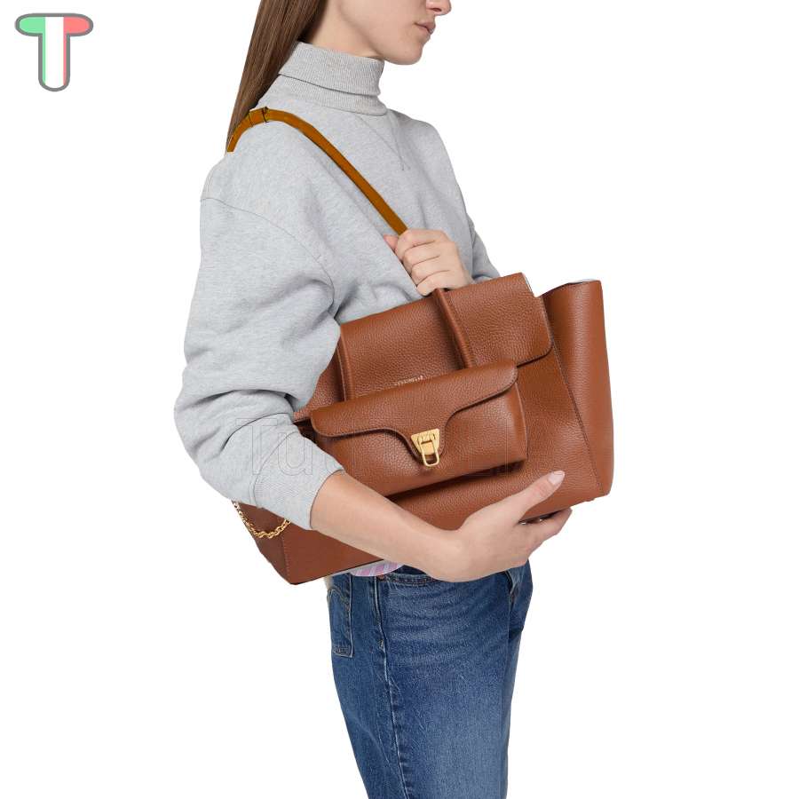 Coccinelle Double Beat Large Cognac E1T8A110201W11